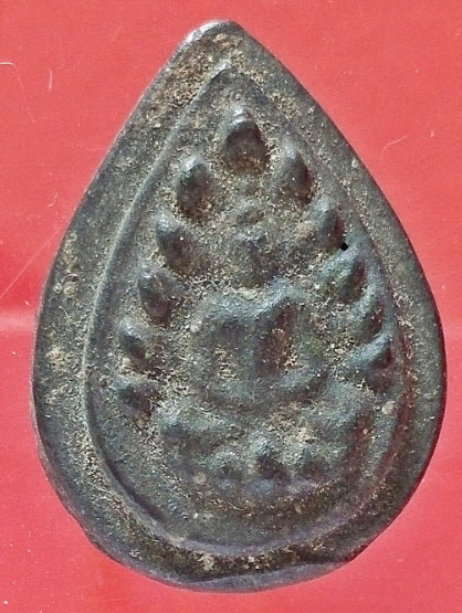 รบกวนท่านผู้รู้ครับ