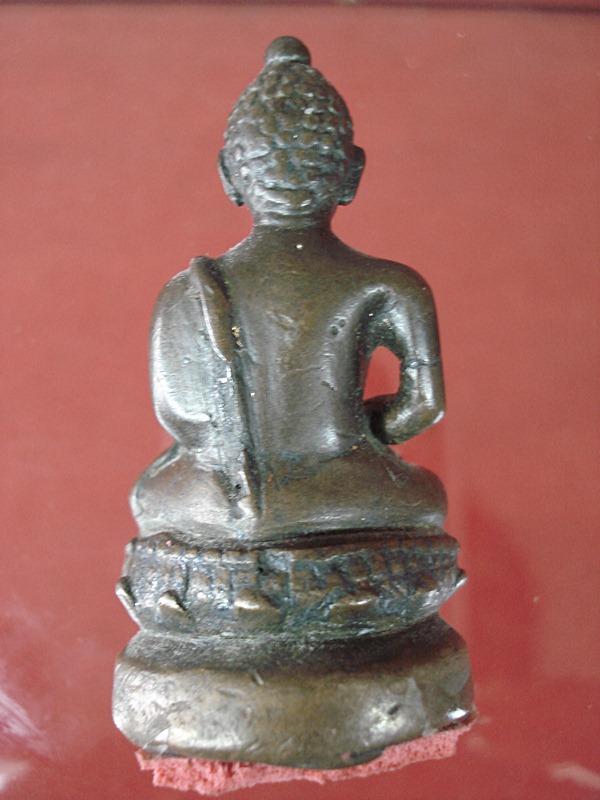 พระสิงห์เชียงแสน ขนาดห้อยคอ