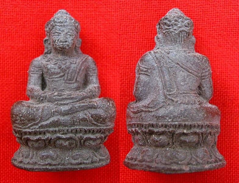 พระเนื้อว่าน วัดใหนครับ พอจะมีใครทราบใหมครับ รบกวนหน่อยครับ