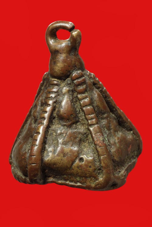 พระรูปทรงแปลก อยากทราบที่ครับ