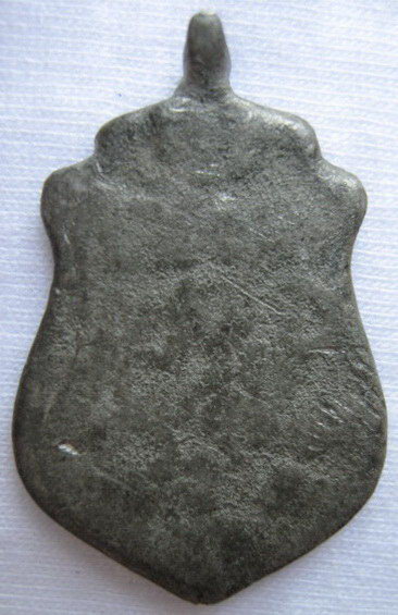 เหรียญหลวงพ่ออะไร!!!! อยากทราบครับ