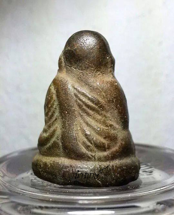[Auto] นำฤกษ์ พระเครื่อง - หลวงพ่อเงิน พิมพ์ขี้ตา กรุวัดเขาพระใต้ จ.พิจิตร สวยแชมป์ # 7