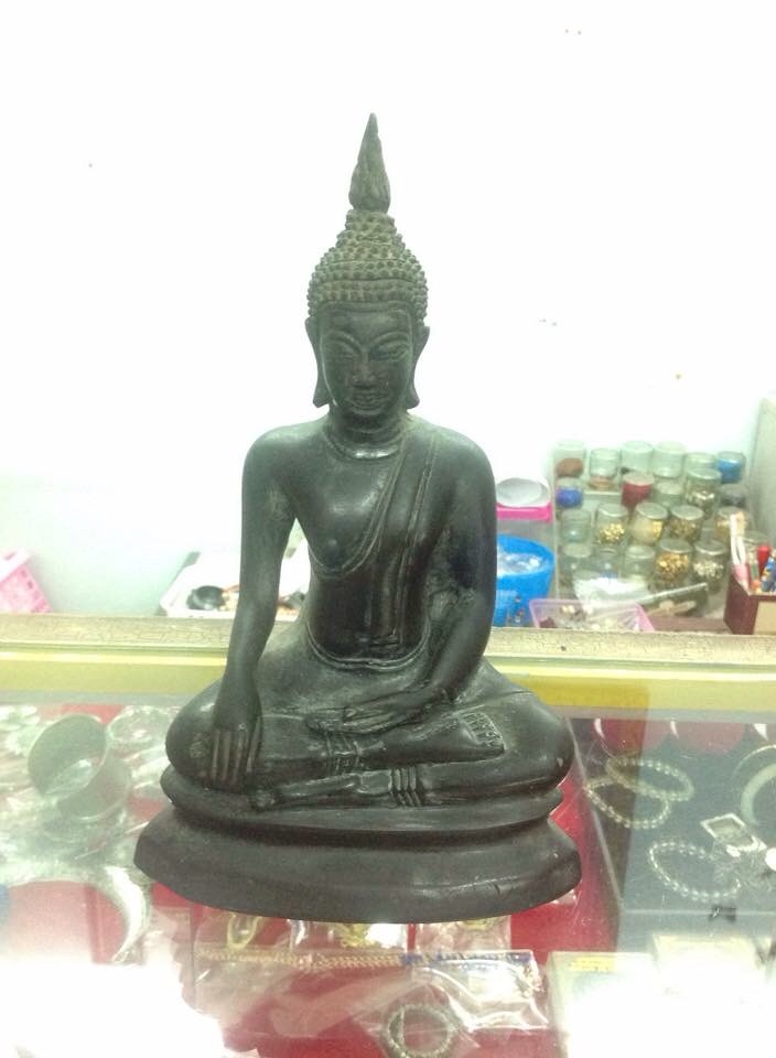 ไม่ทราบพระบูชา ของที่ใหนยังไงใครพอทราบ