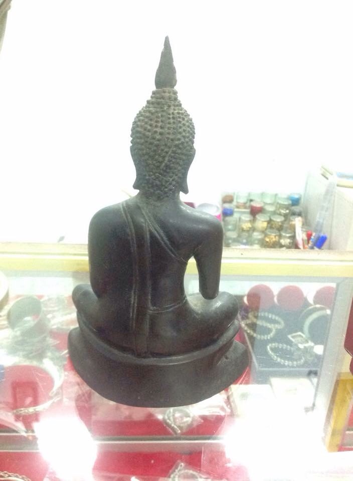 ไม่ทราบพระบูชา ของที่ใหนยังไงใครพอทราบ