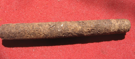 สอบถามตะกรุดตะกั่วถักเชือกชุบผงยาครับ