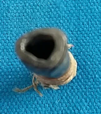 ตะกรุดเก่า เนื้อตะกั่ว ไม่มีไส้ มาให้ช่วยพิจารณาครับ